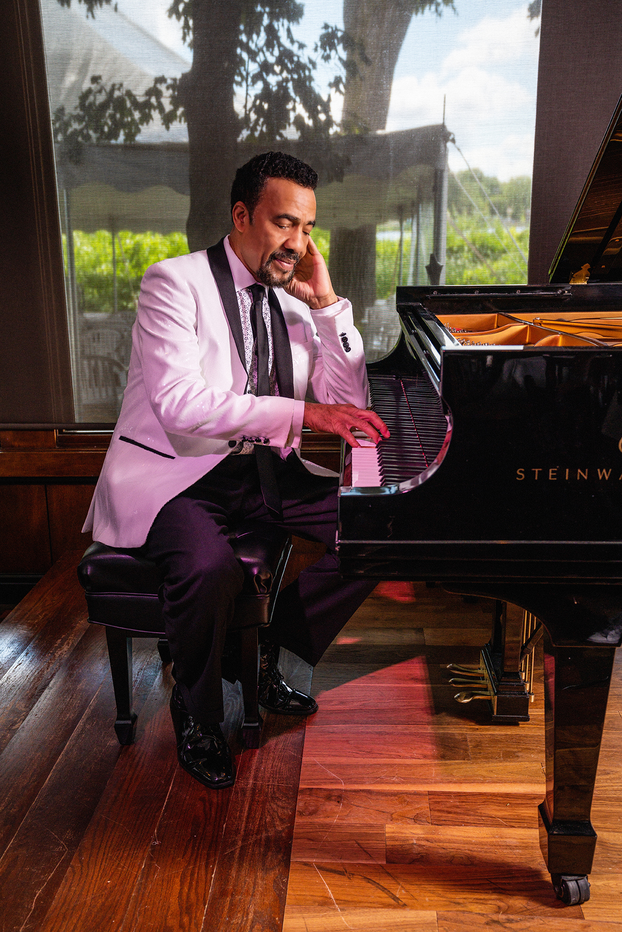 Bobby-Lyle-white-Jacket-by-Kathleen Tauer